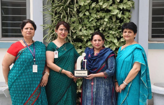 help-age-india-honours-dr-alka-saxena-deputy-director-blue-bells-group-of-schools